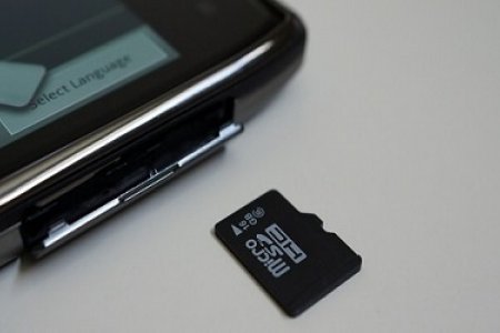Android Cep Telefonu SD Karttan Silinenler Nasıl Kurtarılır